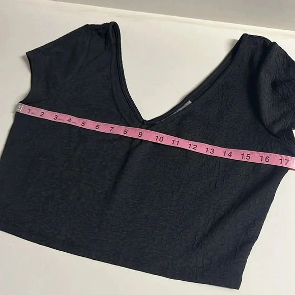 Juniors crop top bundle NWT Wild Fable Haute Monde JLo Tovia 4 juniors large top - Picture 13 of 17